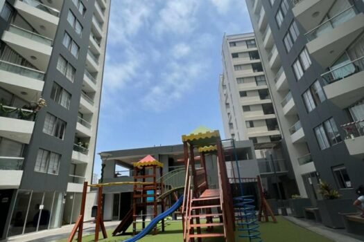 Departamento en venta en San Miguel a S/329,799